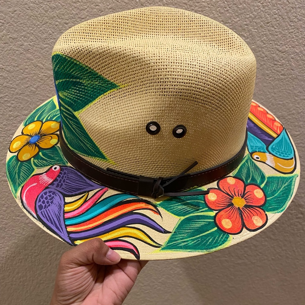Hand painted hat - Picture 5 of 5